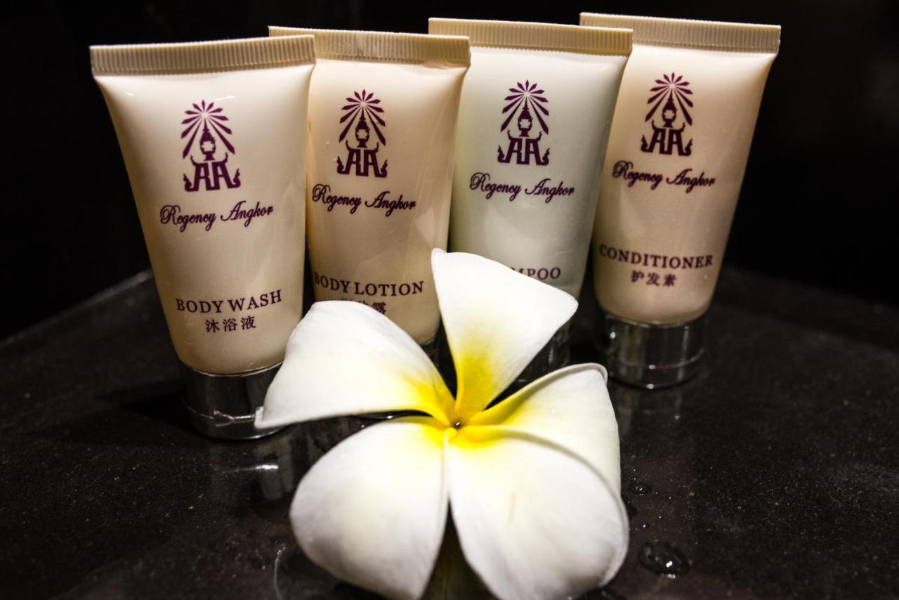 Regency Angkor Hotel Siem Reap Bagian luar foto