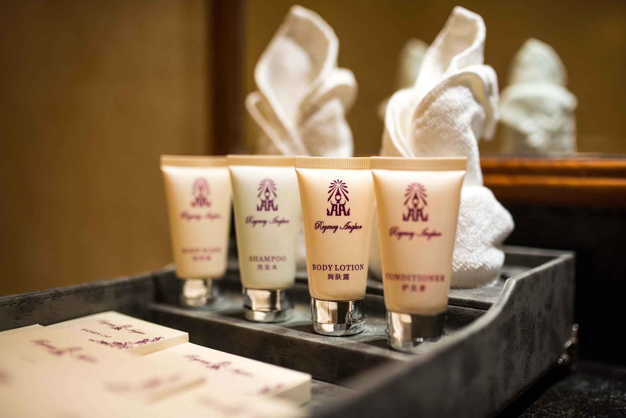 Regency Angkor Hotel Siem Reap Bagian luar foto