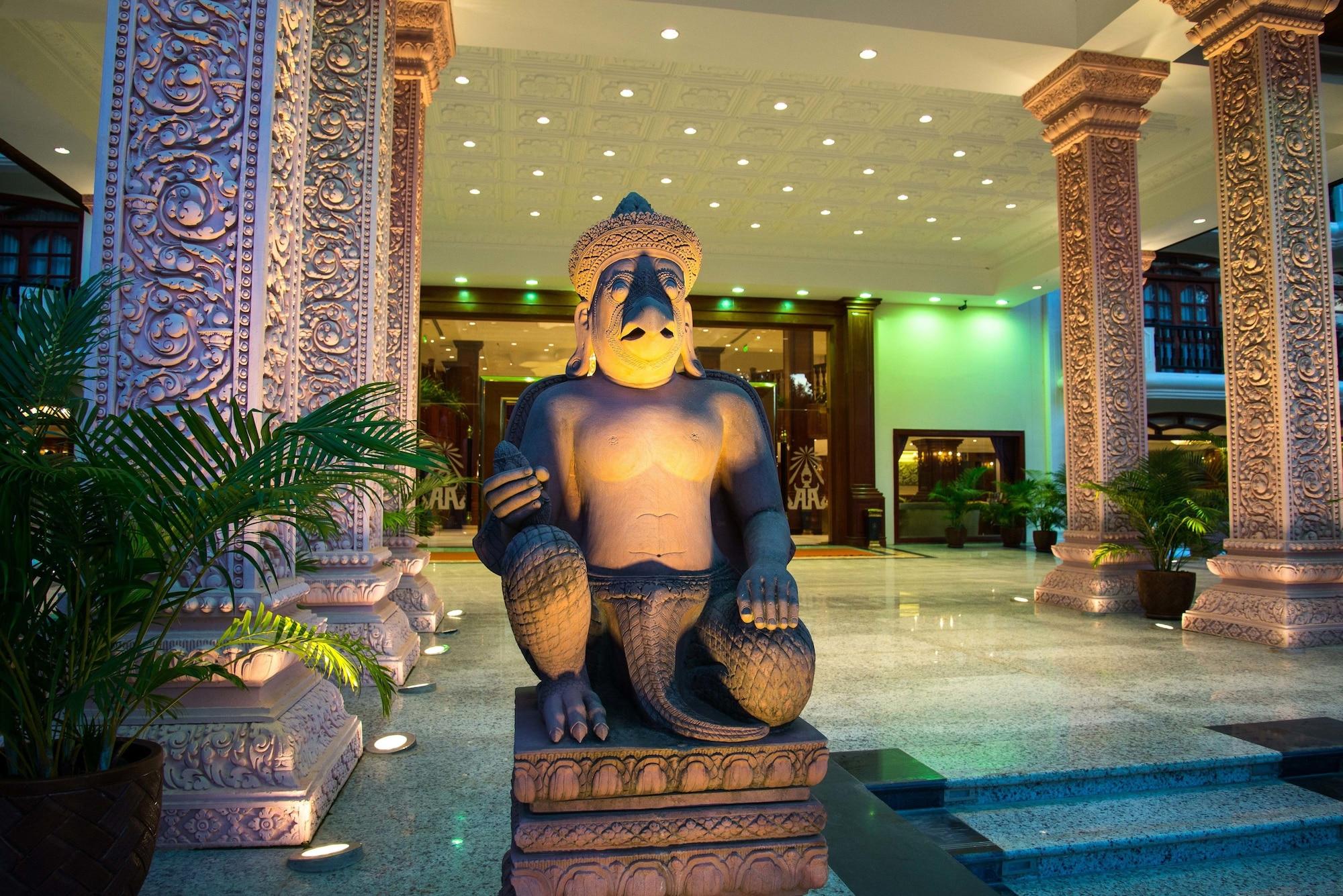 Regency Angkor Hotel Siem Reap Bagian luar foto