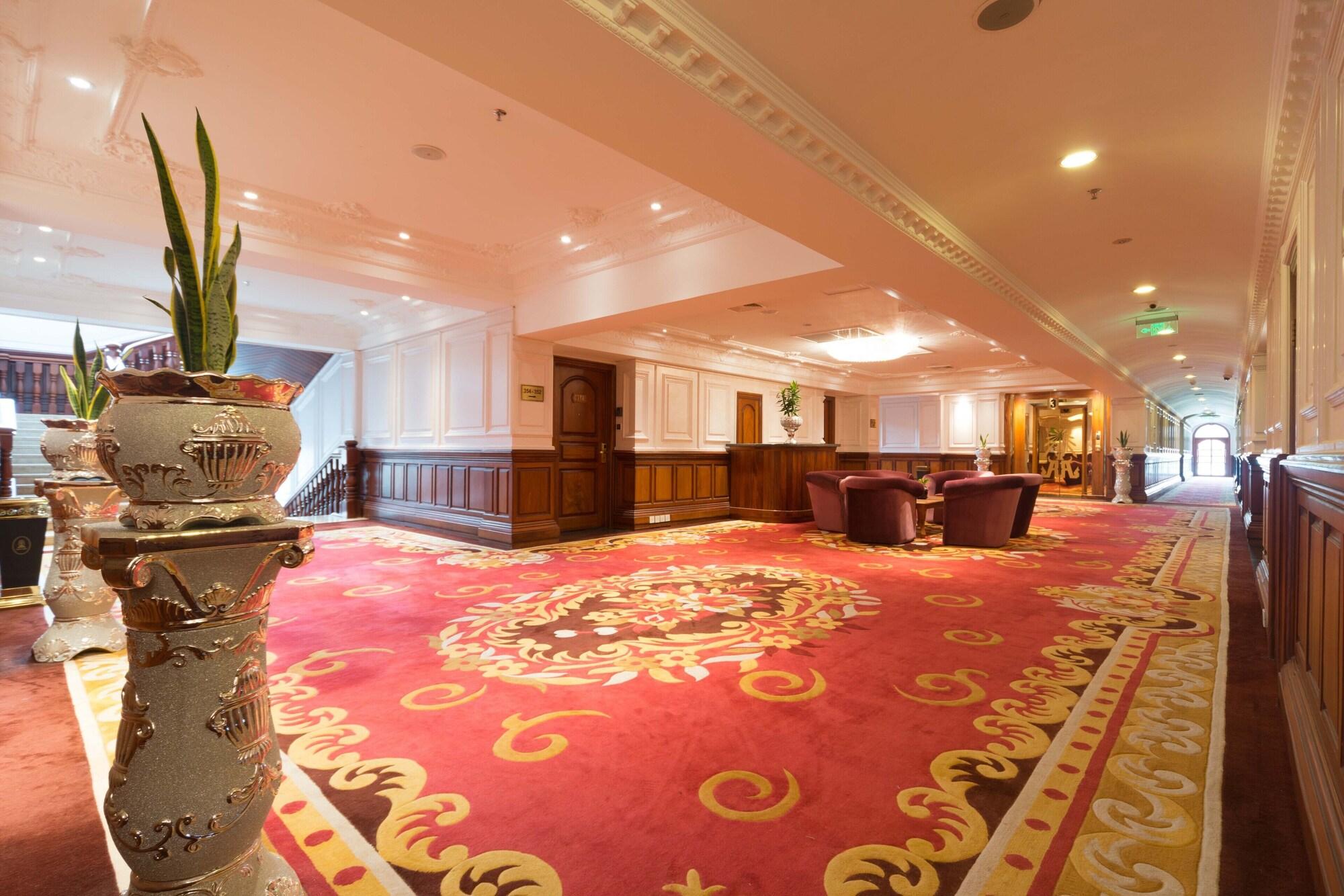 Regency Angkor Hotel Siem Reap Bagian luar foto