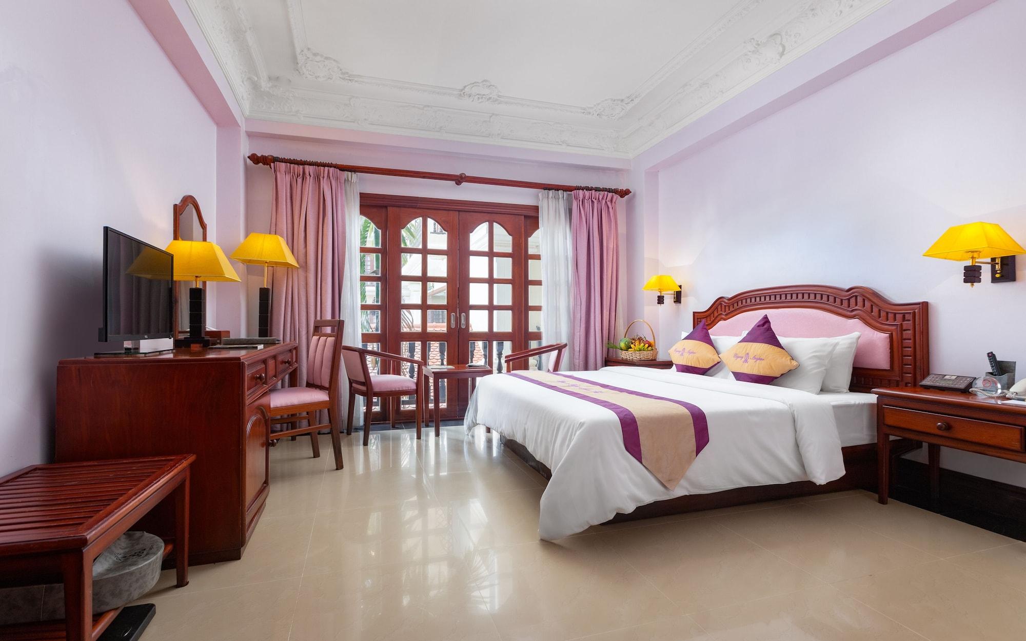 Regency Angkor Hotel Siem Reap Bagian luar foto