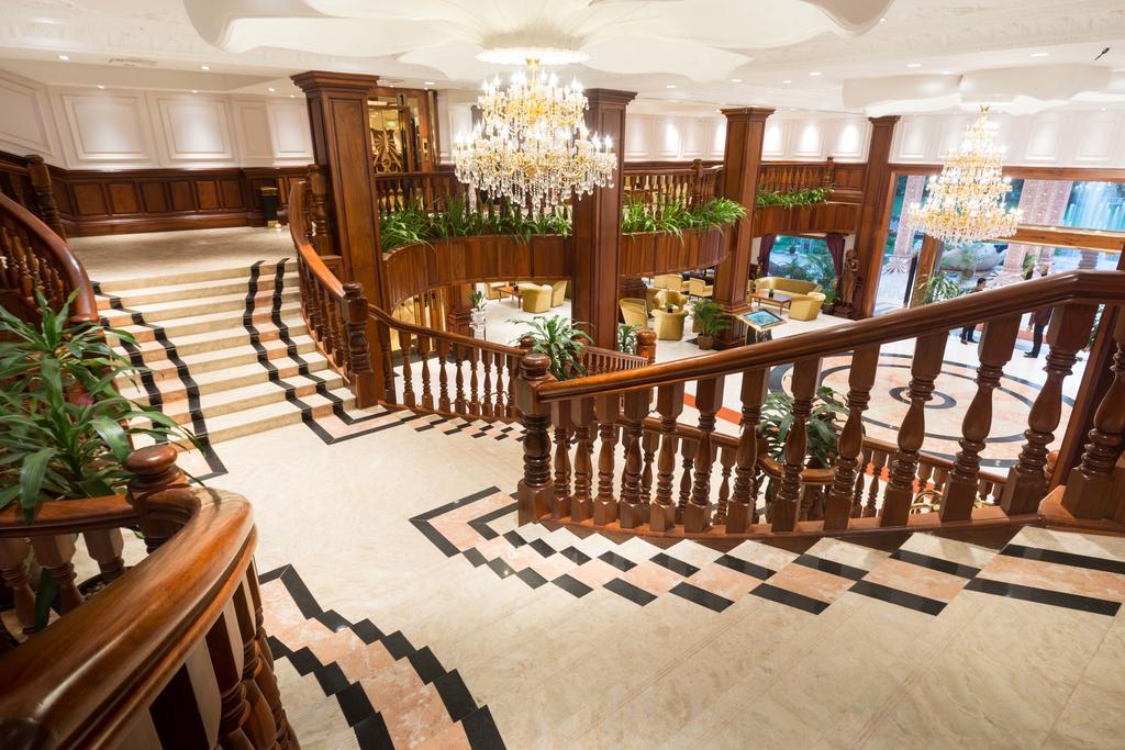 Regency Angkor Hotel Siem Reap Bagian luar foto